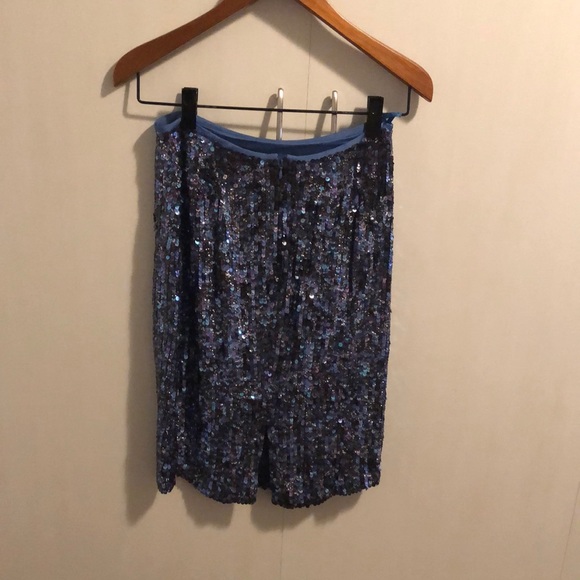 Authentic brand new with tag St.John sparkle blue skirt size 4 - Picture 2 of 10